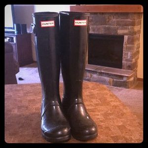 Hunter Tall Black Gloss Boots